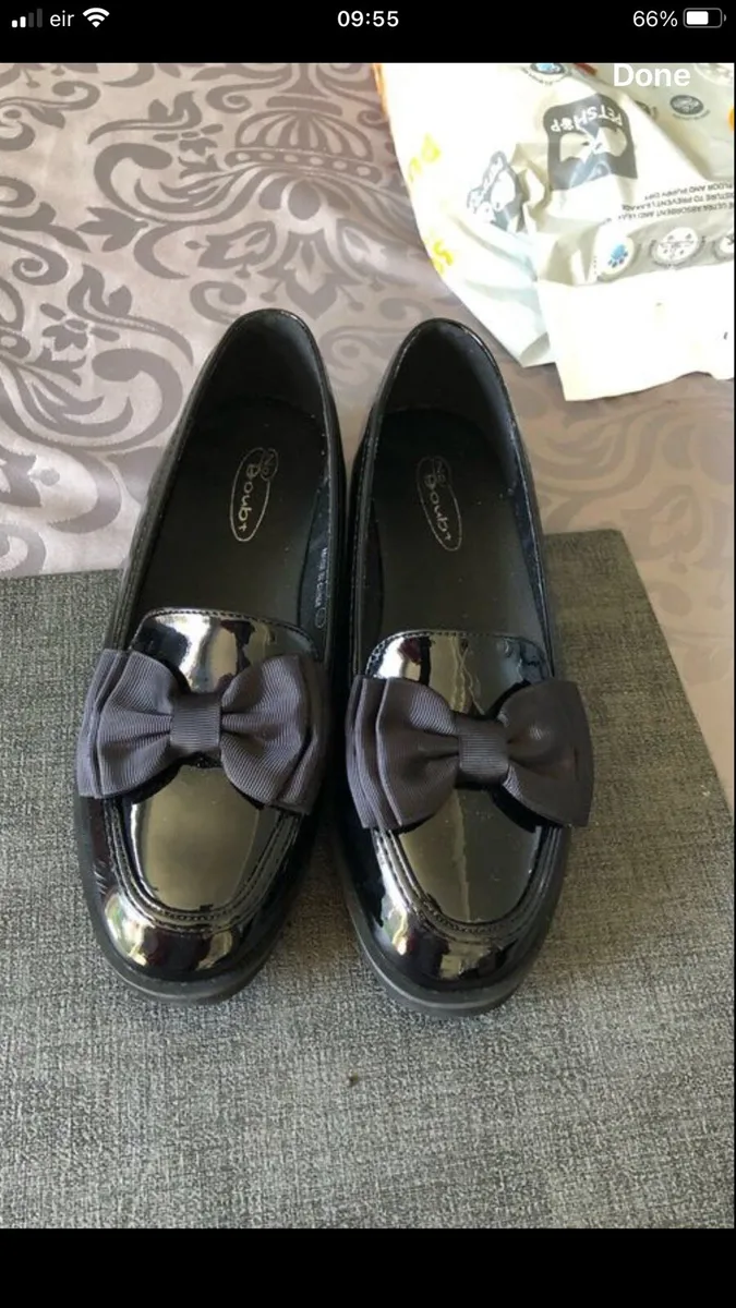 Ladies  new shoes size 5 €10 - Image 1