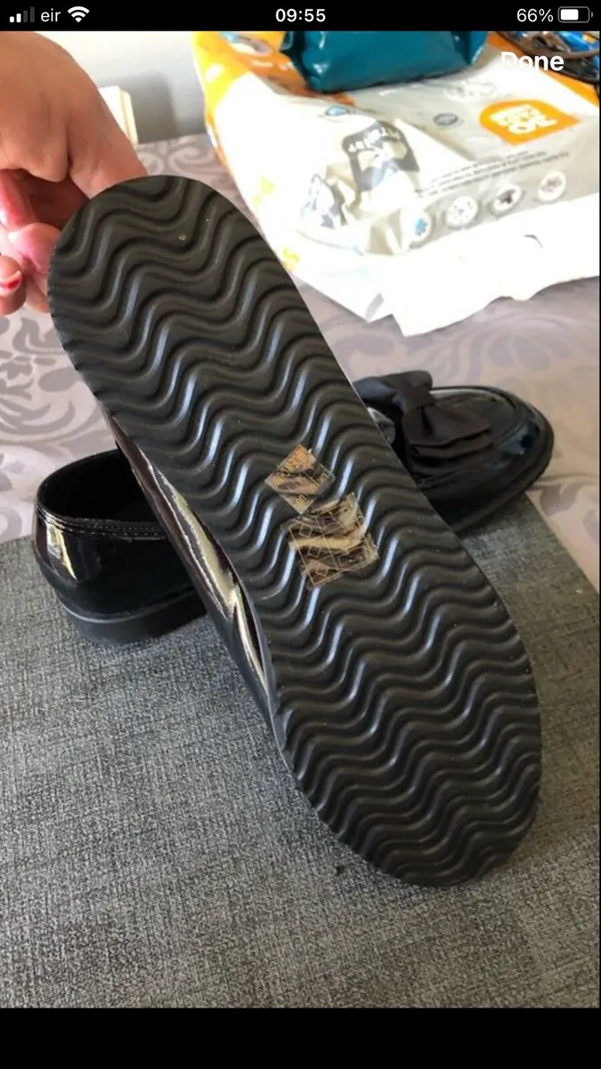 Ladies  new shoes size 5 €10 - Image 3
