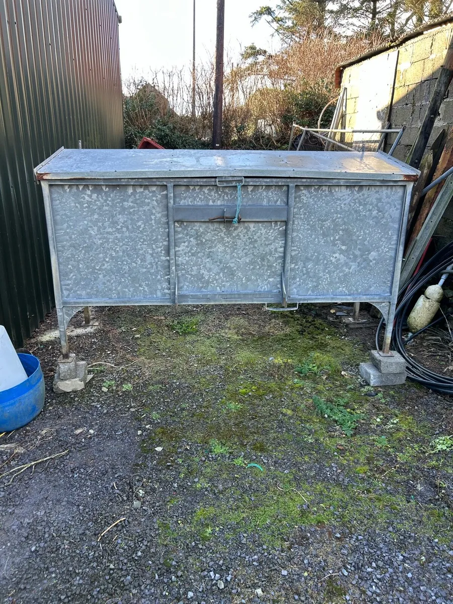 Creep feeder - Image 1