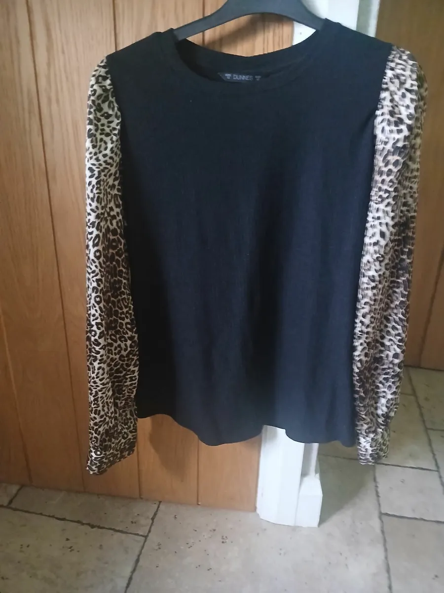 Leopard silk sleeve top - Image 1
