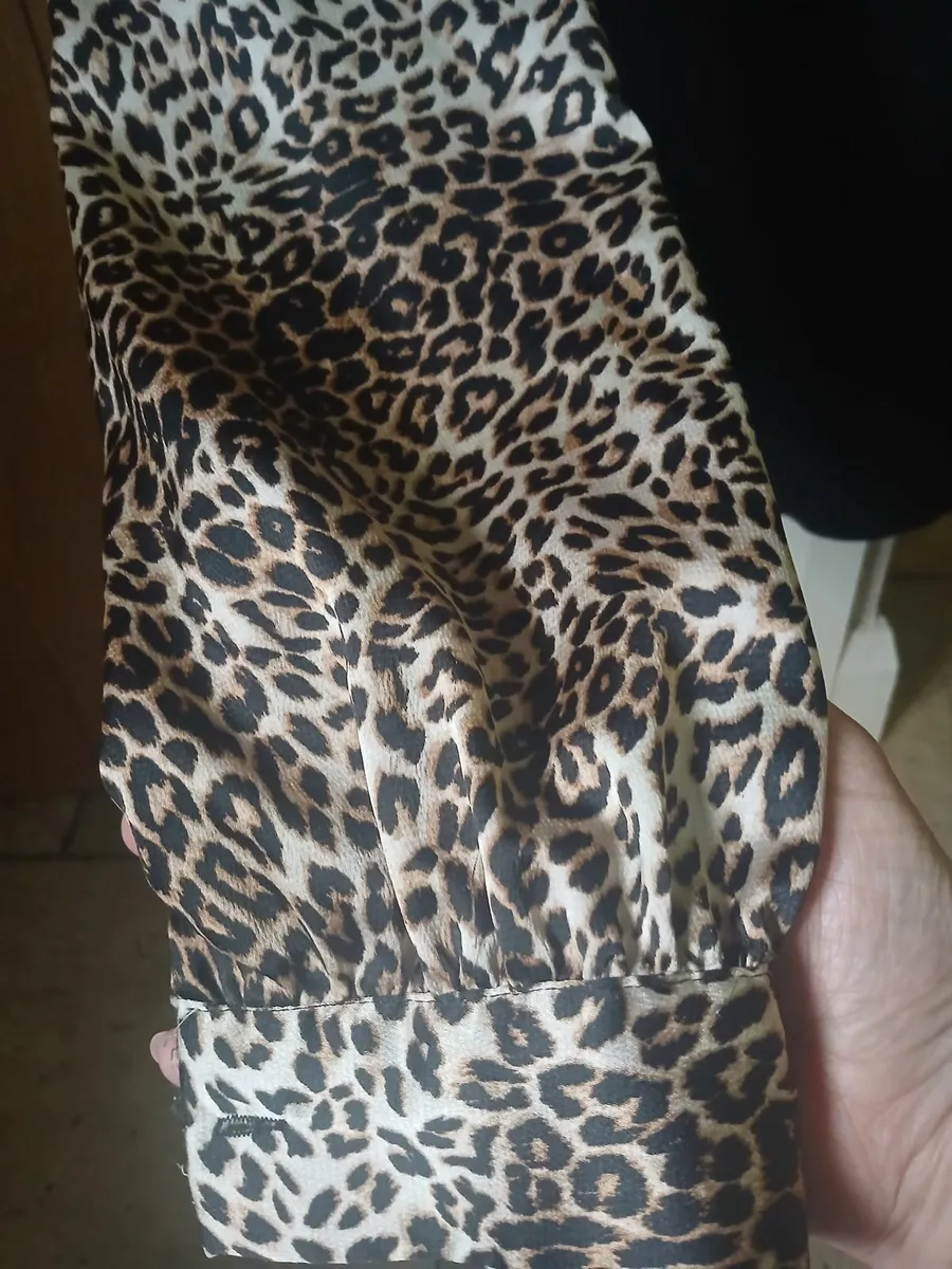 Leopard silk sleeve top - Image 2