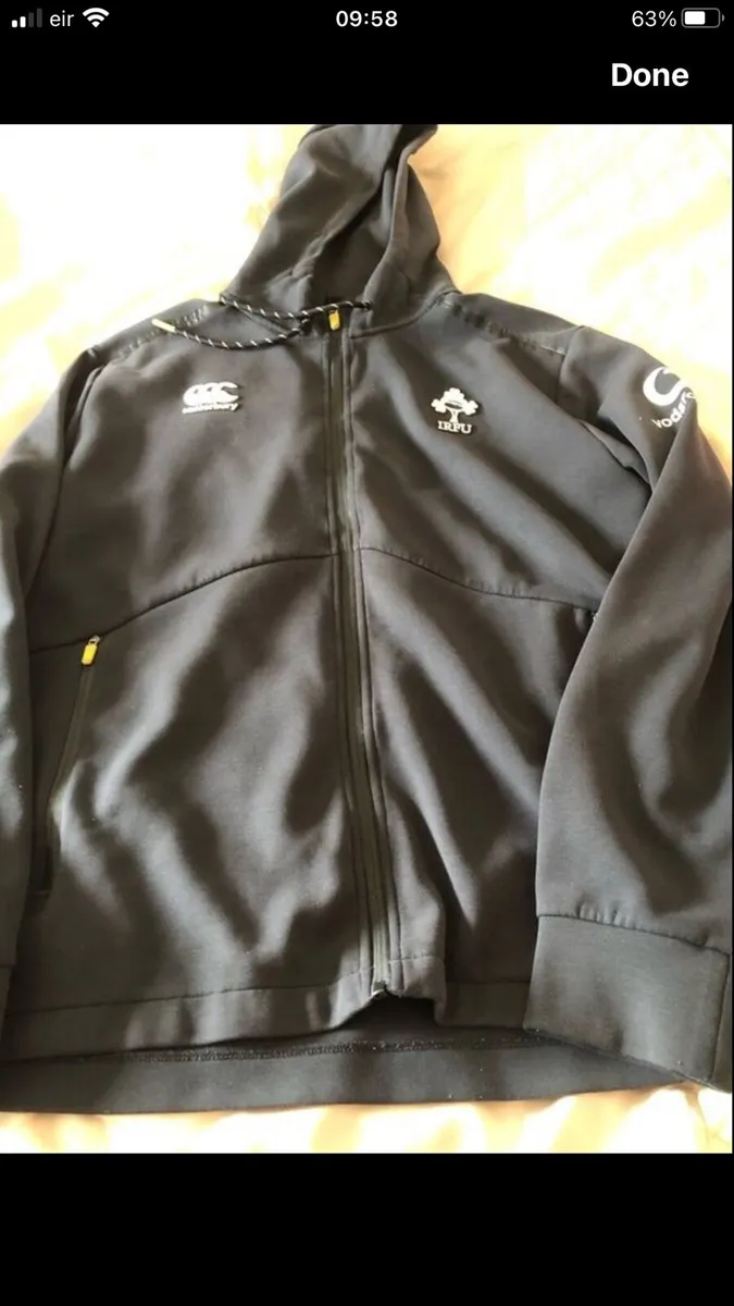 Mens Ireland sweater size L €10 - Image 2