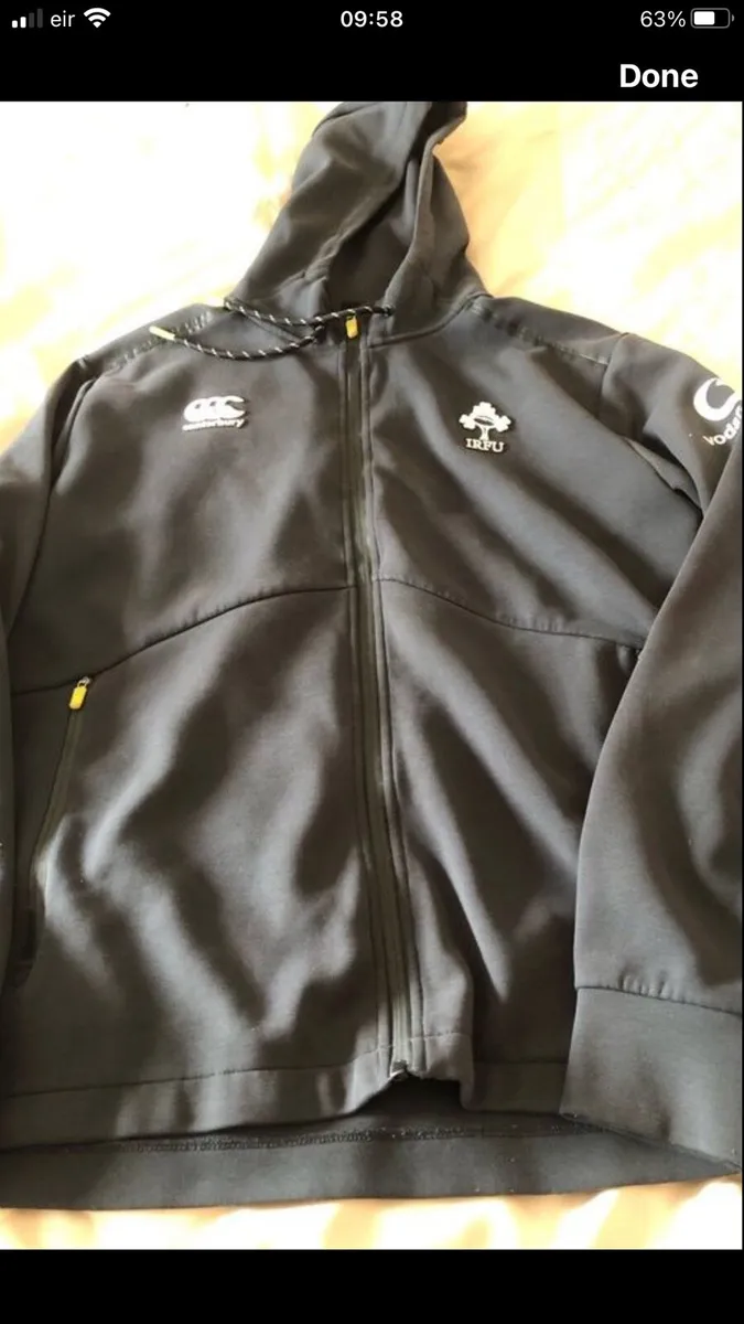 Mens Ireland sweater size L €10 - Image 4