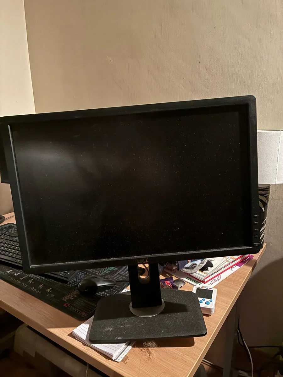 Dell computer Monitor - Image 1