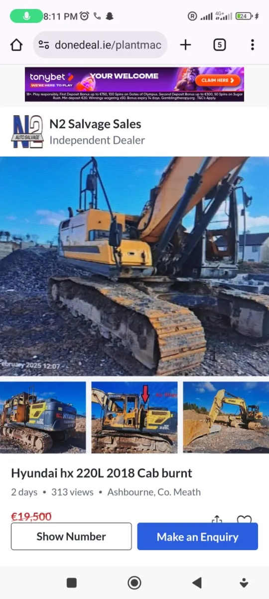 Hyundai 220 cab burnt ,needs cab  BARGAIN