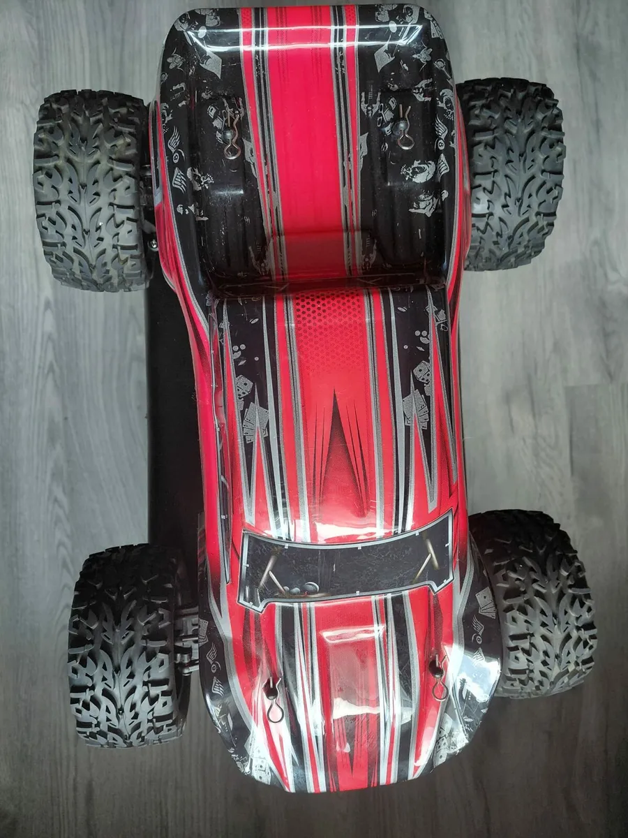 RC Monster Truck Black Bull - Image 2