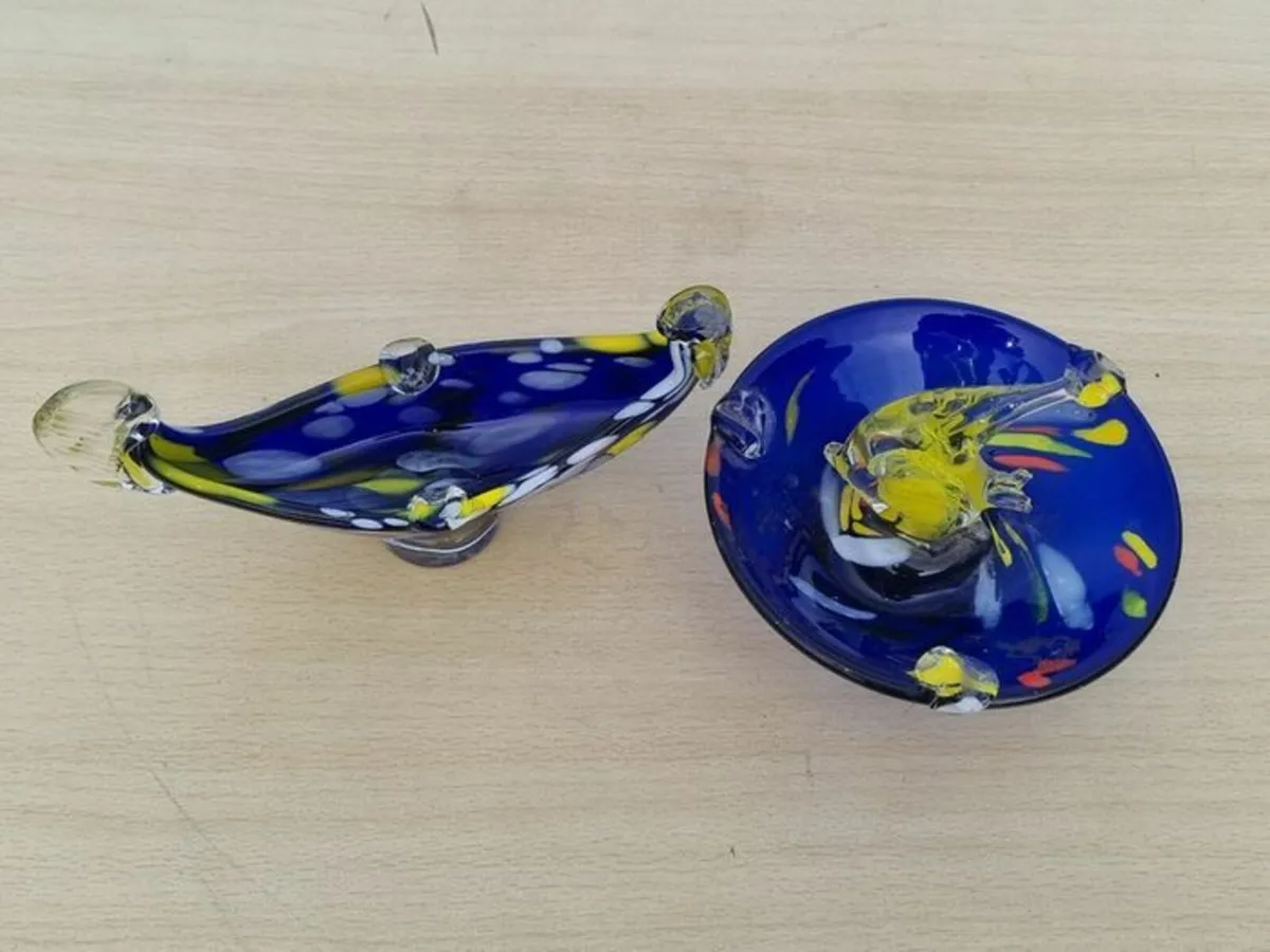 Two Murano glass ashtrays - Image 2