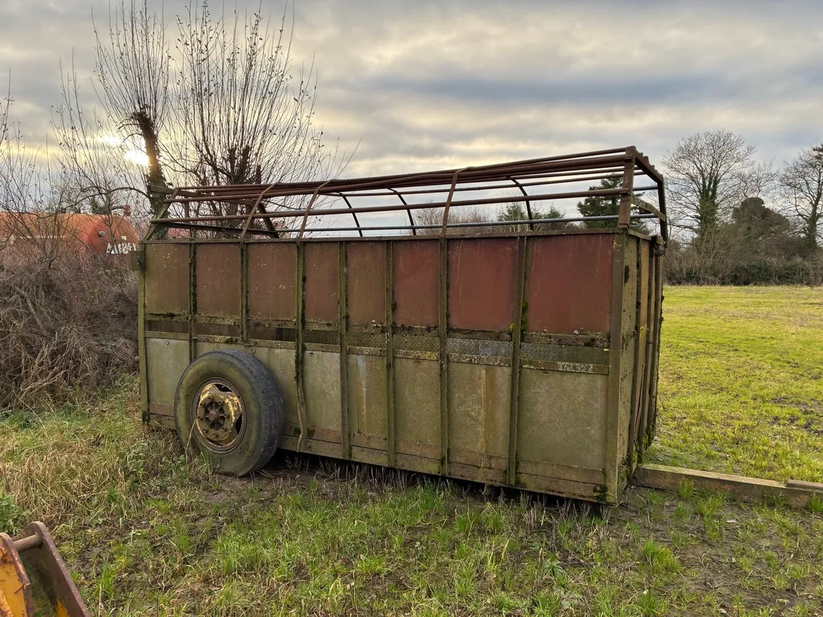 Cattle trailer - Image 3