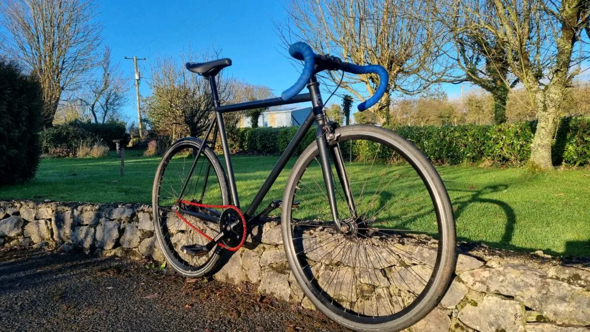 Fixie Bike - Image 1