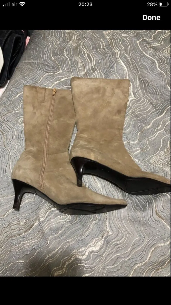 Ladies Nine West boots size 5 €15 - Image 1