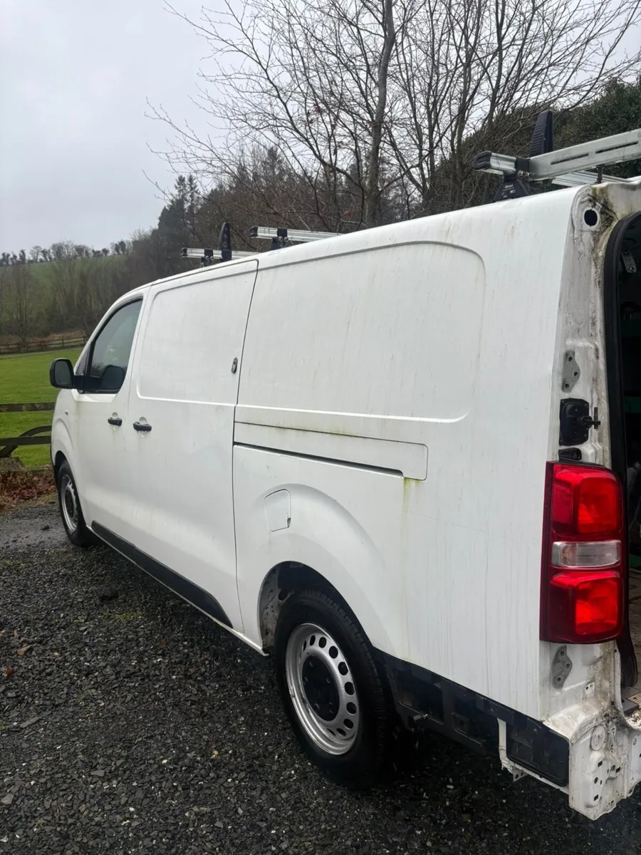 2023 Citroen dispatch van - Image 2
