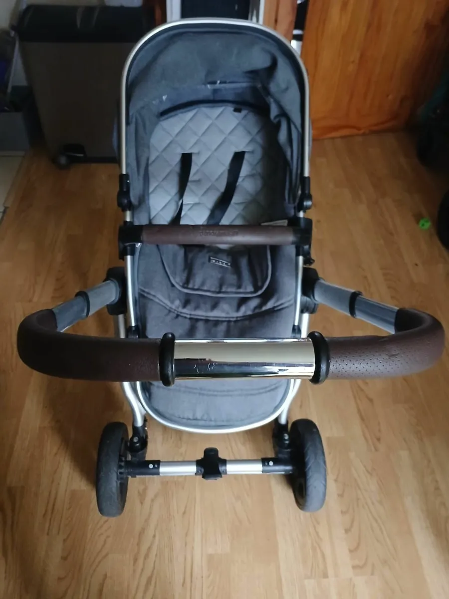 Baby Travel system - Image 1