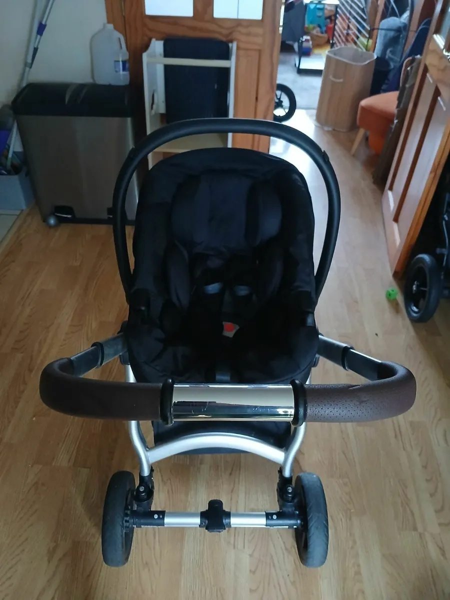 Baby Travel system - Image 3
