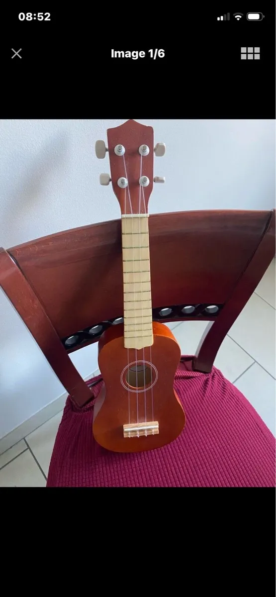 Gear4 Music Ukulele - Image 1