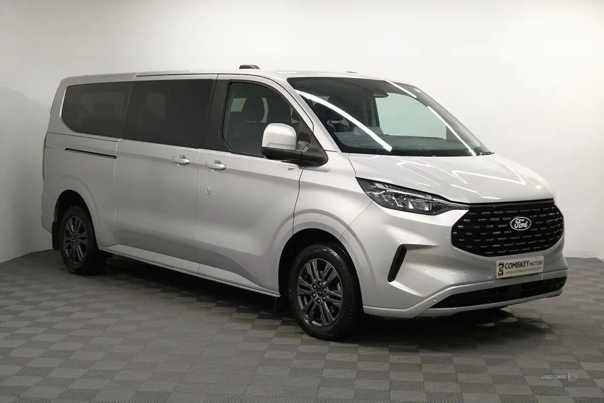 Ford Tourneo Custom 320 EcoBlue Titanium Luxe Auto - Image 1