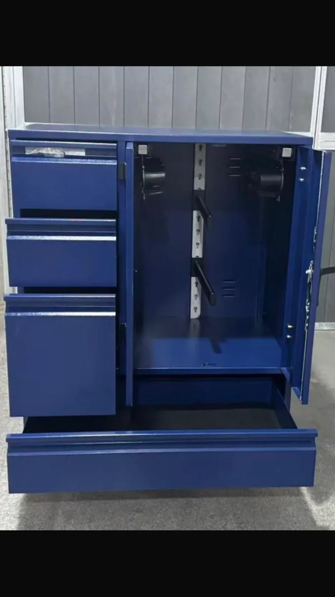 Tack Lockers - Image 1