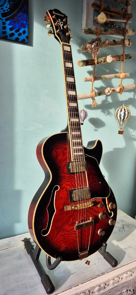 Ibanez AG95QA DBS – Hollow Body Electric Guitar - Image 3