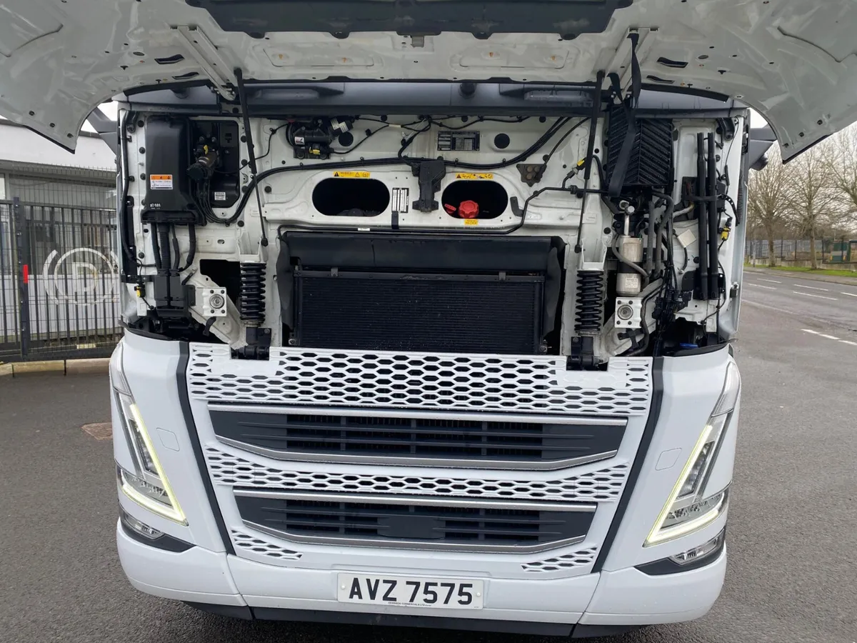 Volvo FH540 6X2 Globetrotter for sale (Nov 2023) - Image 4