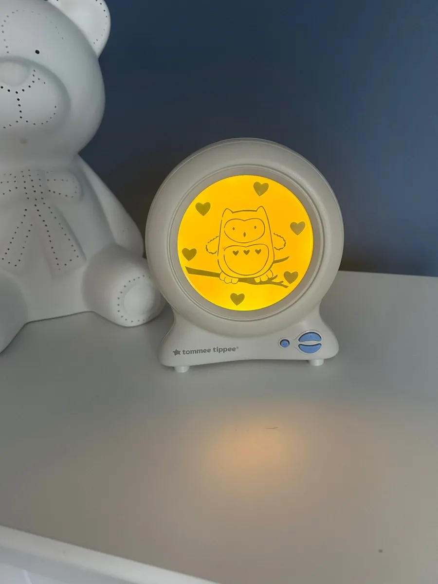 TOMMEE TIPPEE Groclock & Nightlight - Image 1