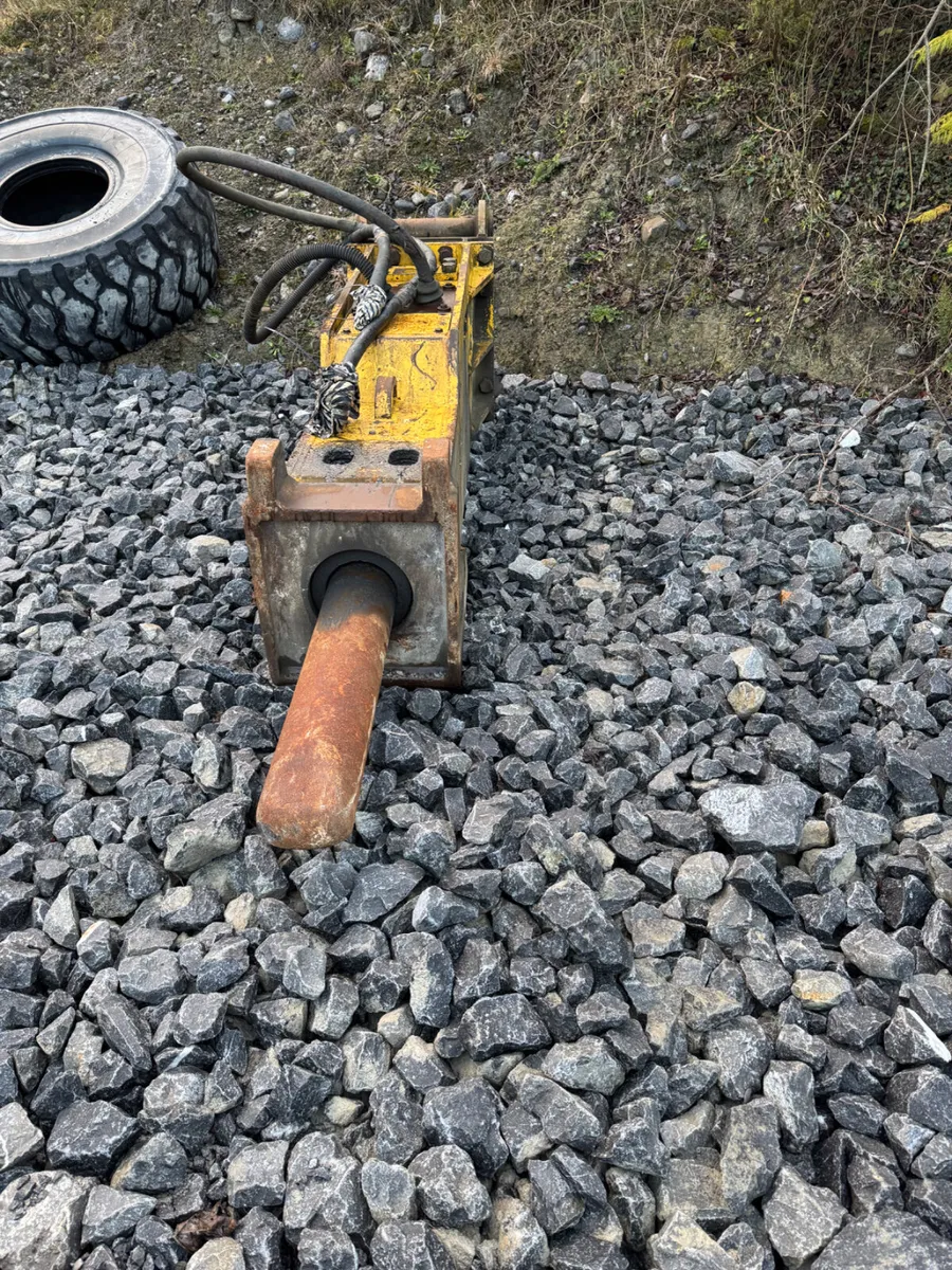 Rock Breaker Hanwoo 350 - Image 1