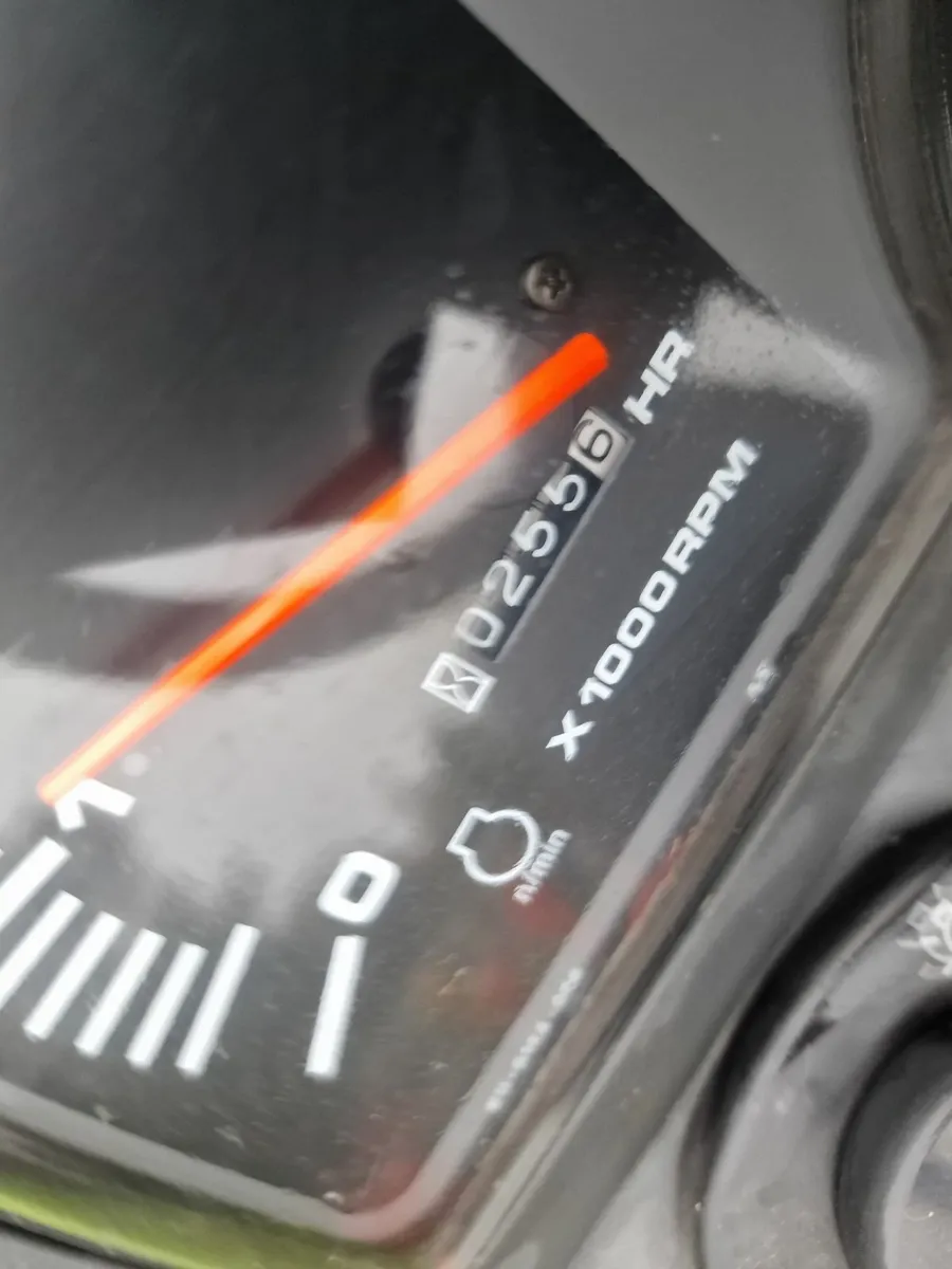 Kubota Compact Tractor low 200 hours with flail - Image 2