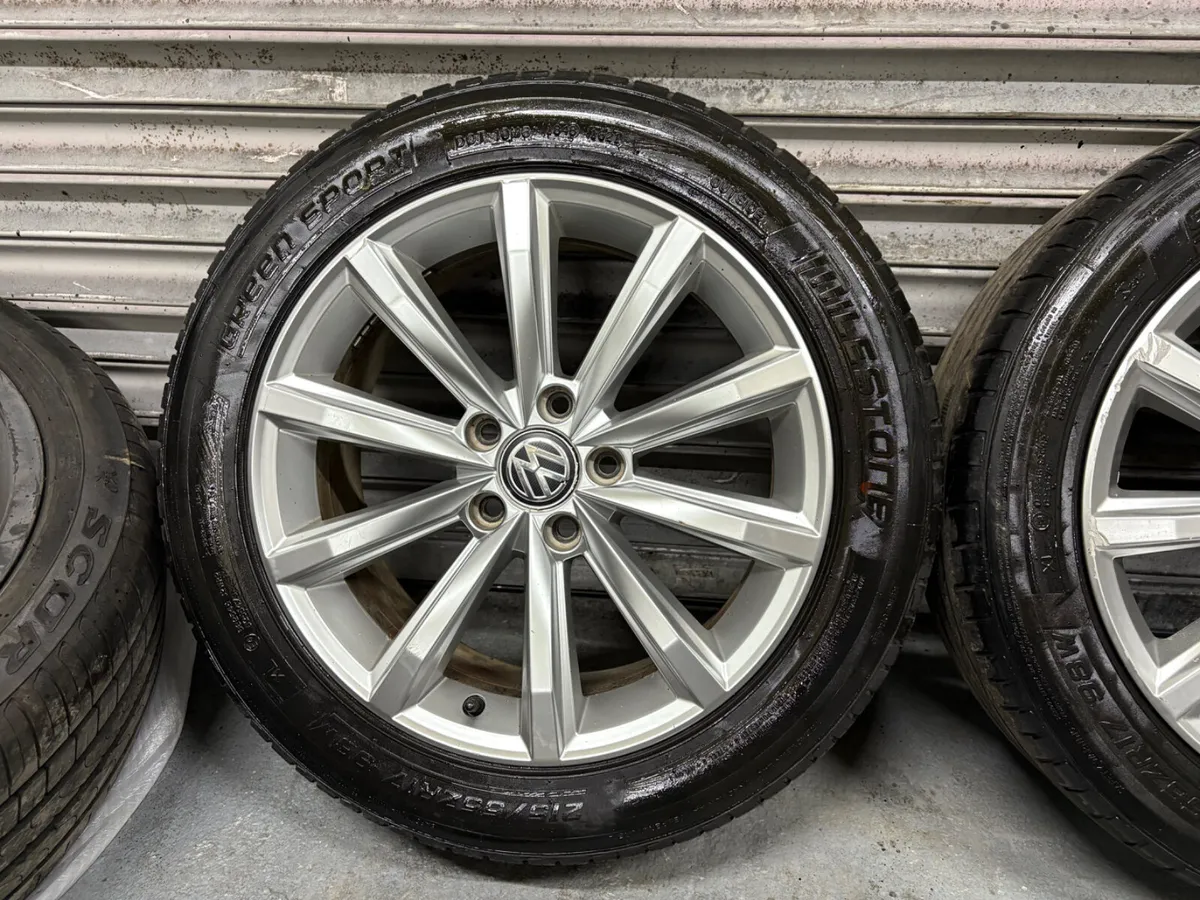Volkswagen Passat Highline Alloys - Image 2