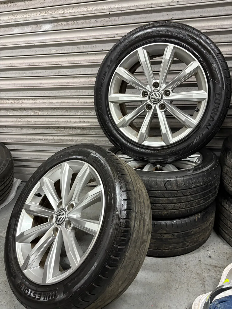 Volkswagen Passat Highline Alloys - Image 1