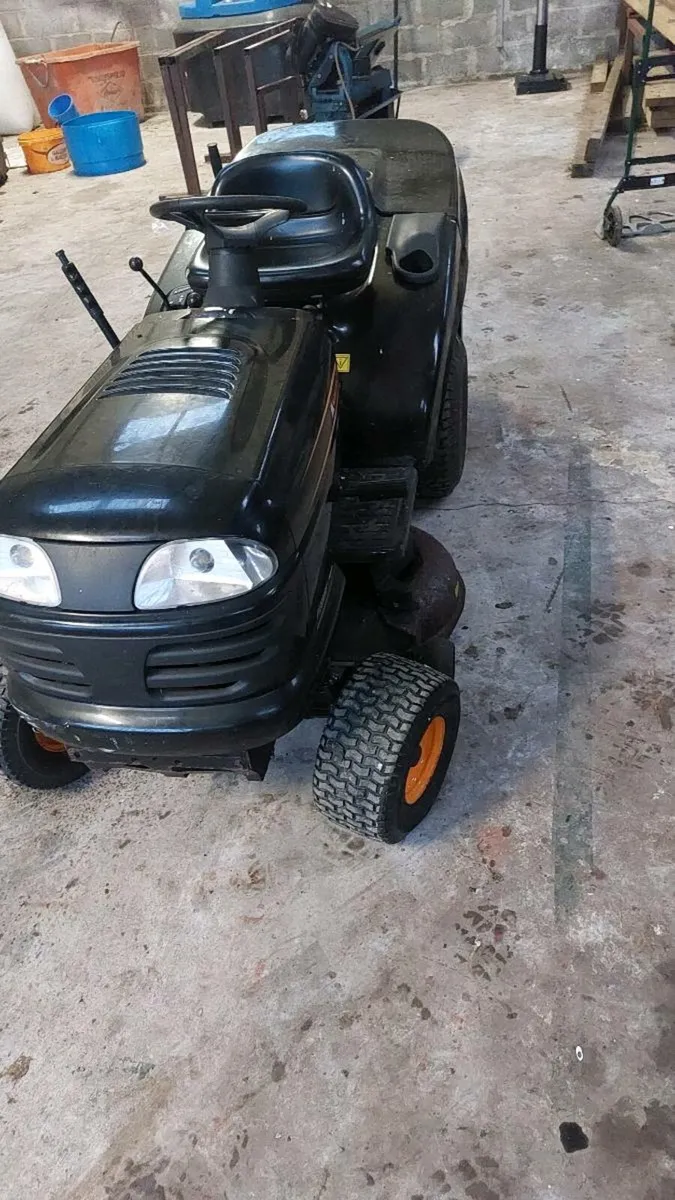 Tractor lawnmower - Image 3