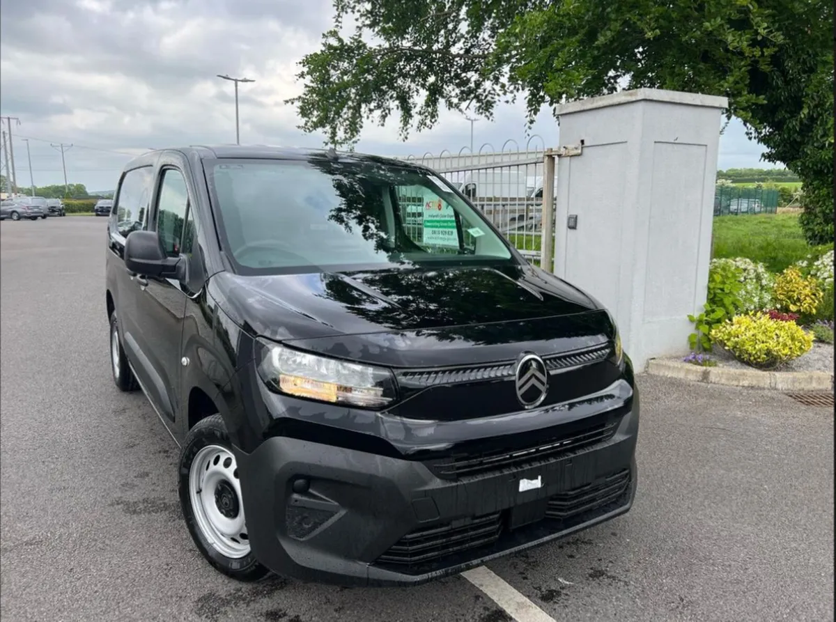 Citroen Berlingo LWB Enterprise • Diesel 100hp - Image 1