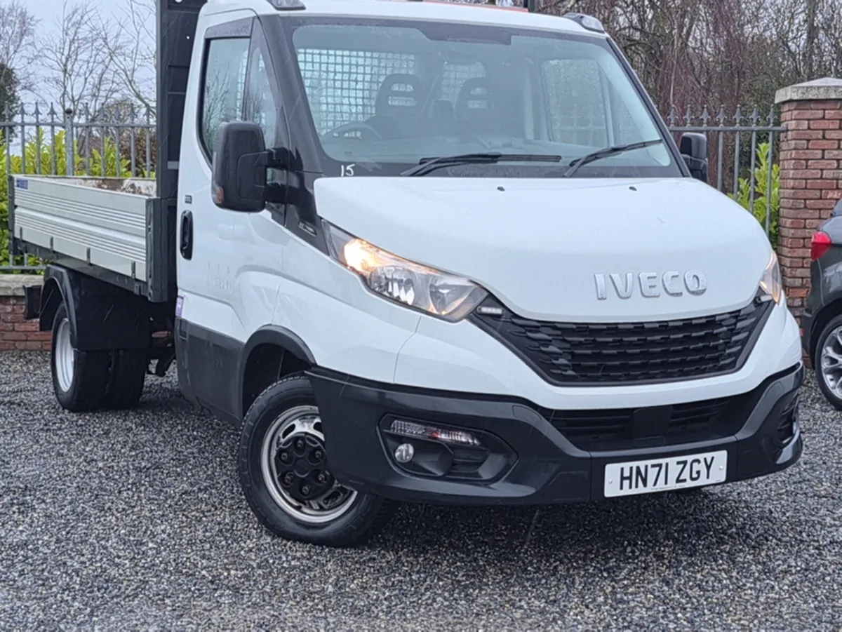 Iveco Daily T35-140  Tipper with 3 seats in front - Image 1
