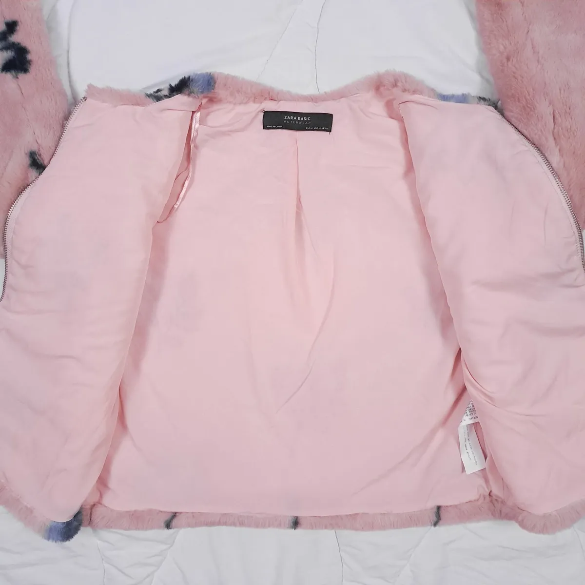 Zara Pink Faux Fur Blue Floral Jacket Size M - Image 4