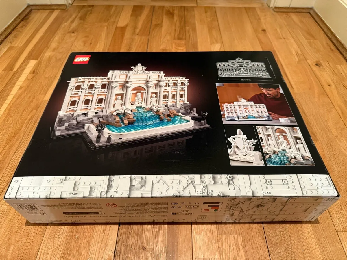 LEGO Architecture Trevi Fountain (#21062) - Image 4