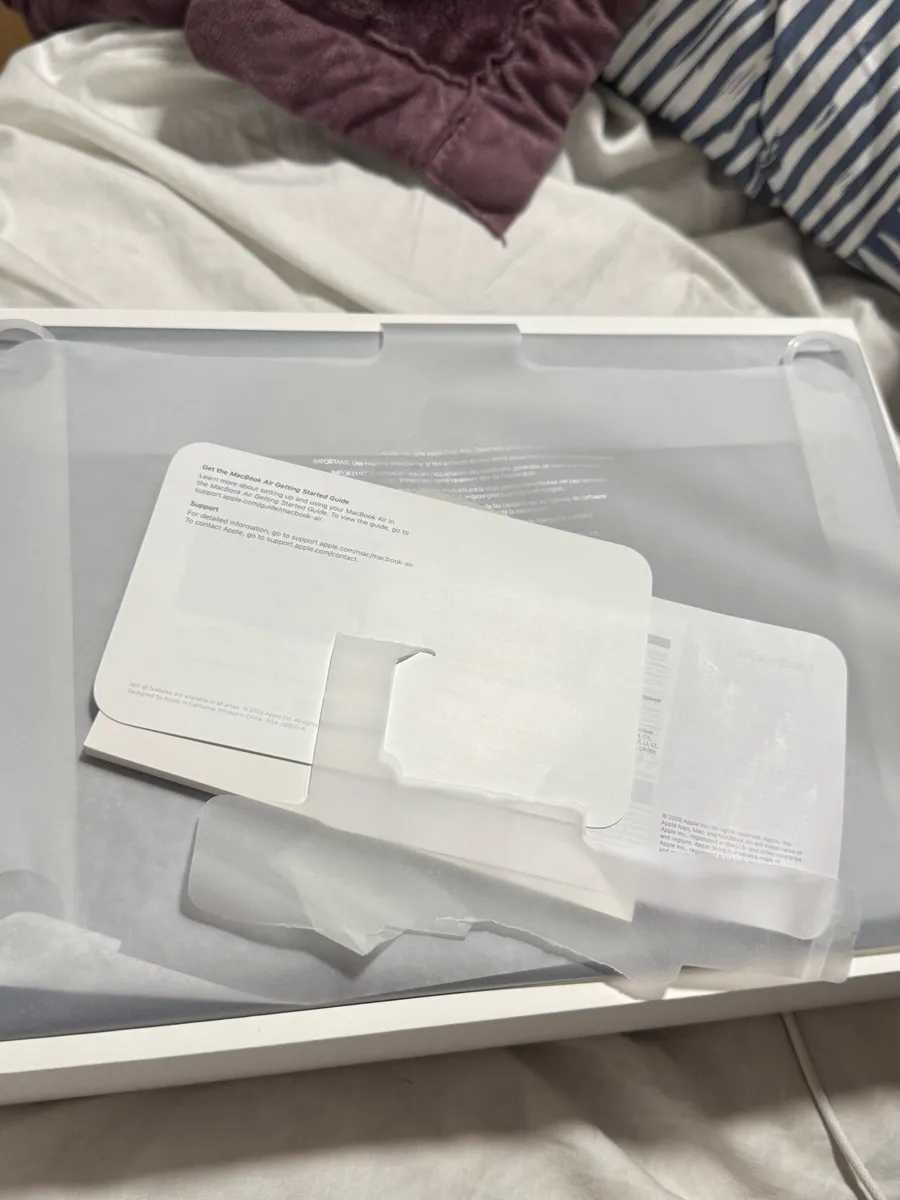 MacBook Air 13-inch M4 - Image 1