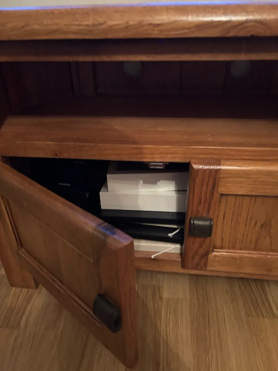 Wooden Chested Drawers TV Stand - Image 4