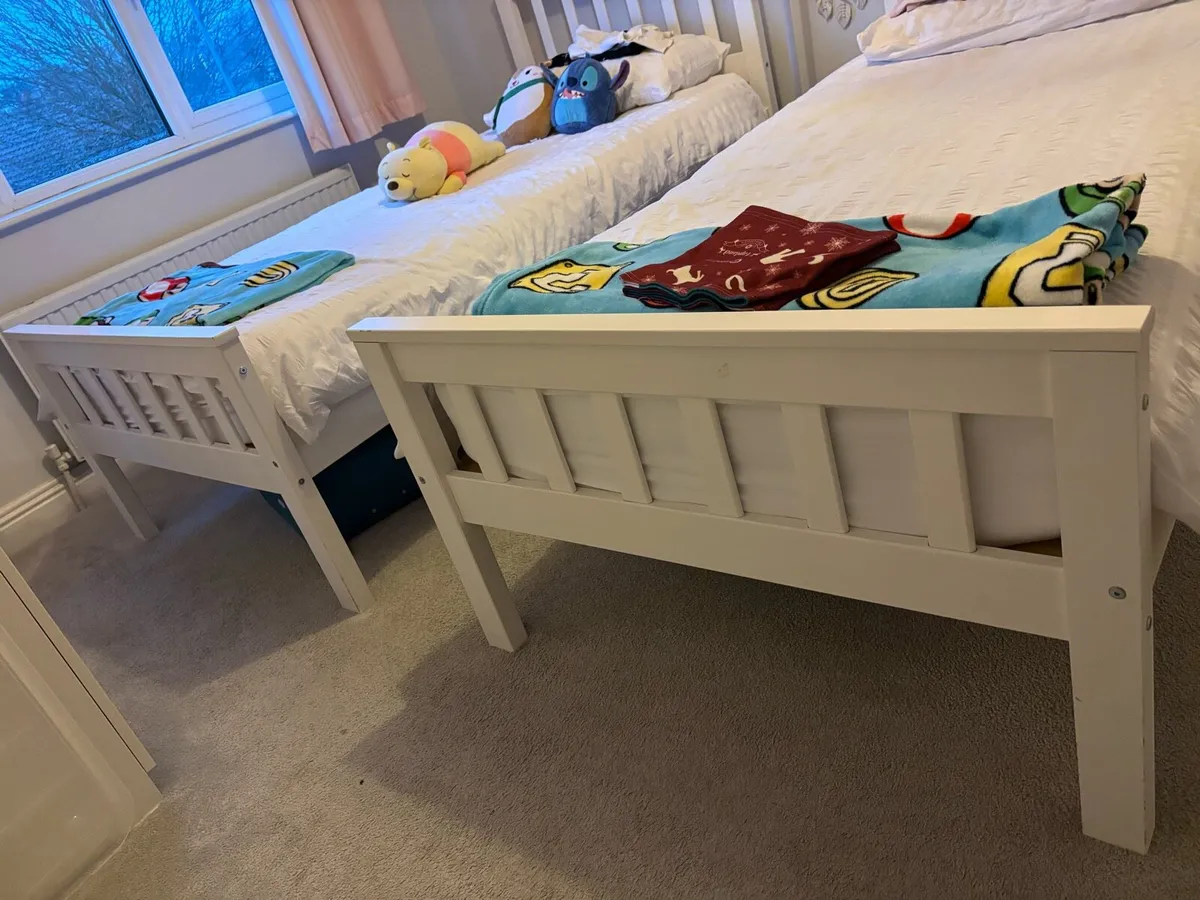 2 Children’s Single Beds - Image 3