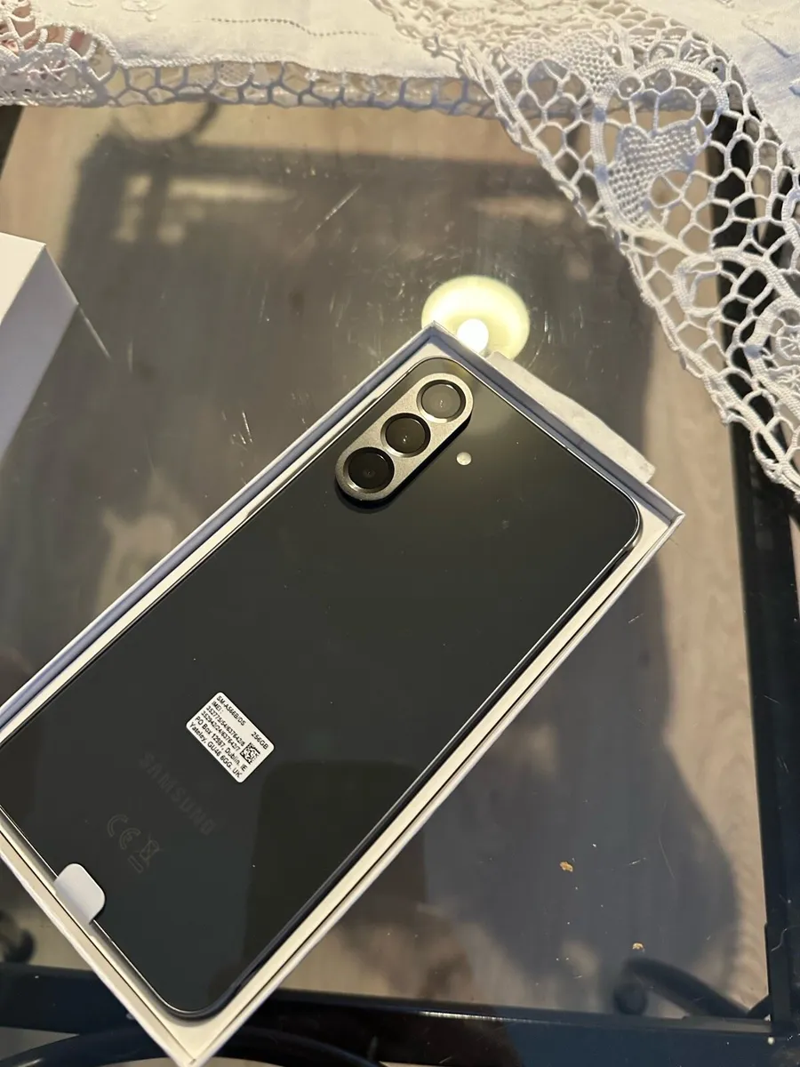 Samsung Galaxy A56 5G - Image 1