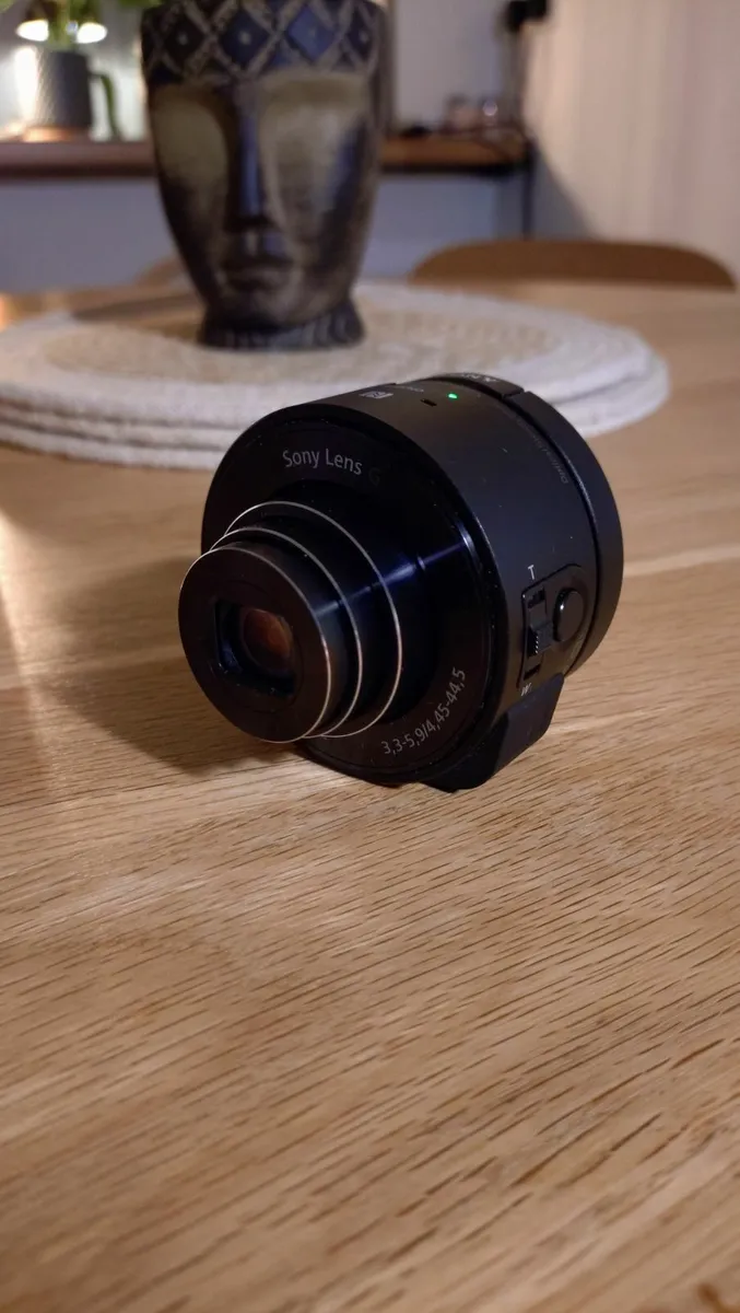 Sony Cybershot DSC-QX10 Camera - Image 3