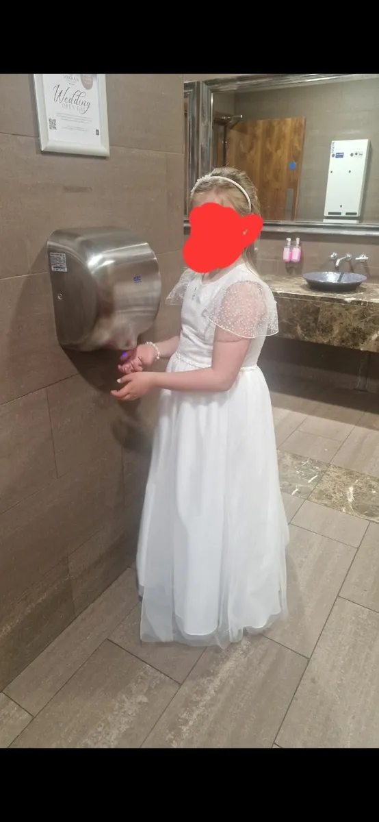 Communion dress - Image 2