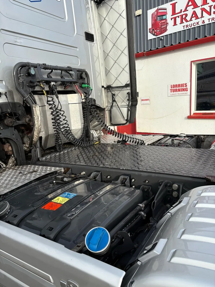 Scania R580 2017 Midlift 840km - Image 4