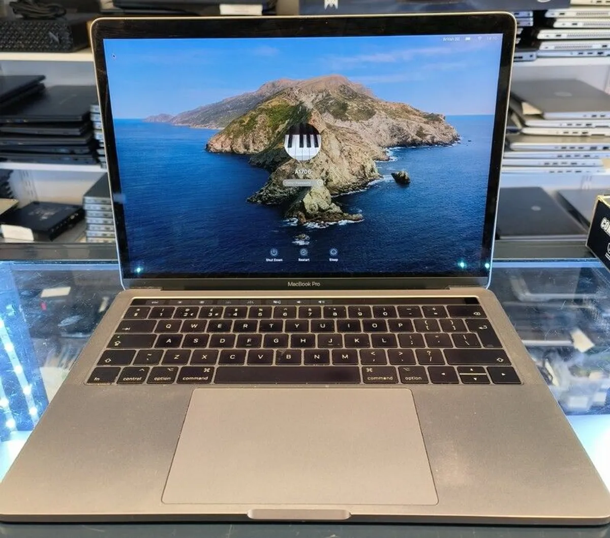 MacBook Pro A1706 (13", Mid 2017) Intel Core i5 3.1 GHz, 8GB RAM, 500GB SSD, Battery Health: 368 - Image 3