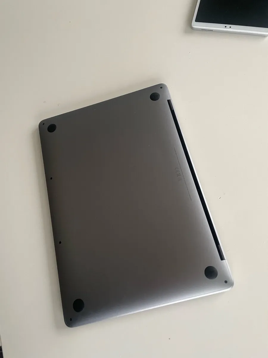 Apple Macbook Pro 2020 - Image 3