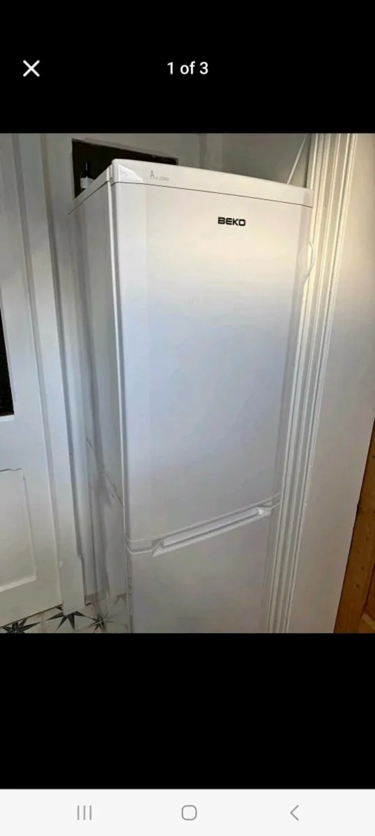 Beko fridge freezer - Image 1