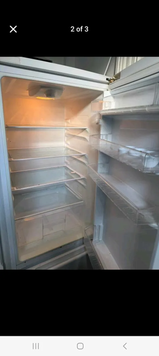 Beko fridge freezer - Image 2