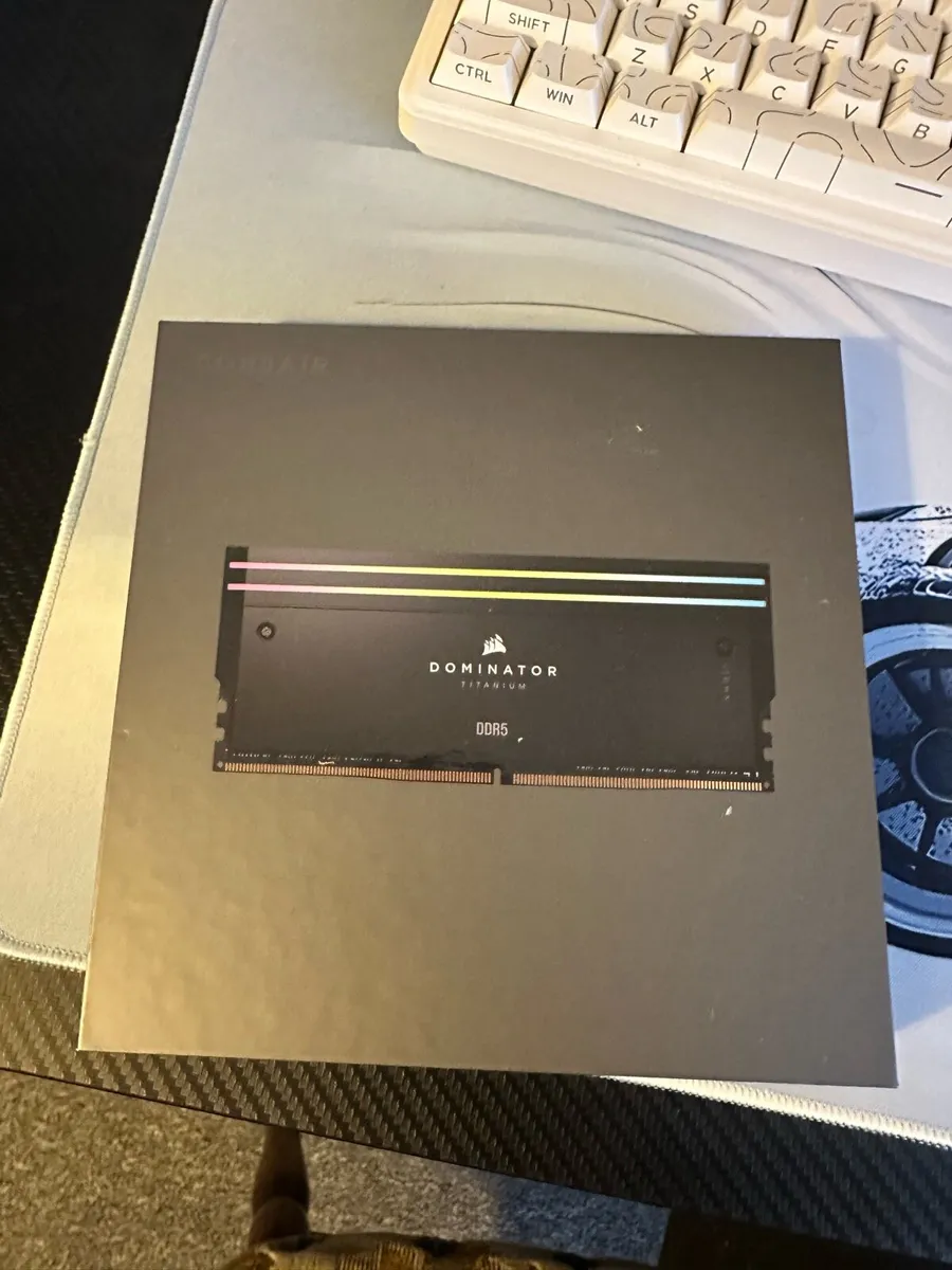 Ddr5 ram 96gb Corsair Dominator Titanium - Image 1