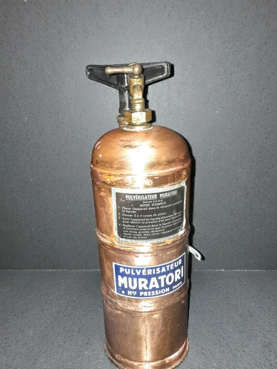 Antique copper fire extinguisher - Image 1