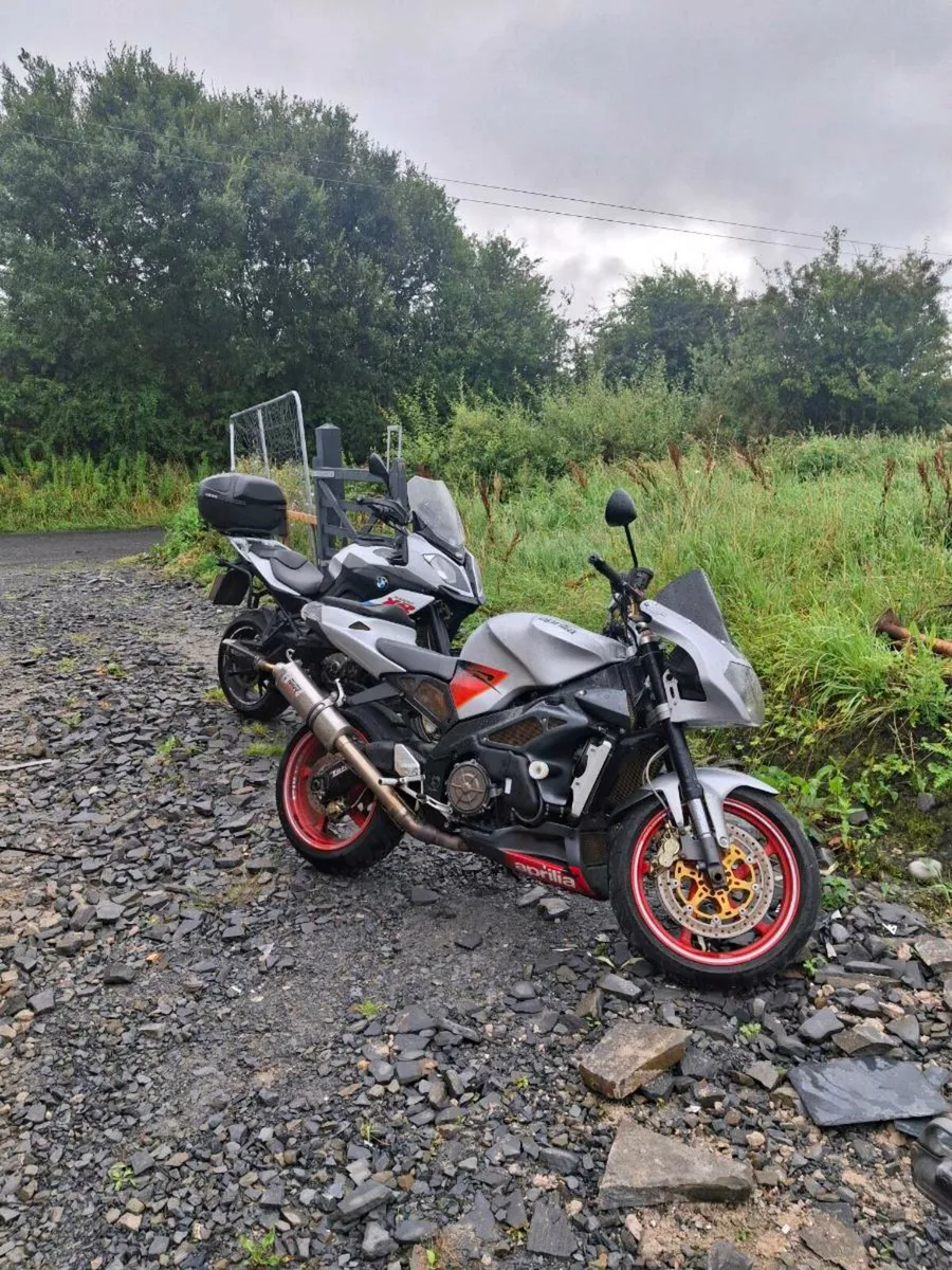 Aprilia Tuono 2004 - Image 4