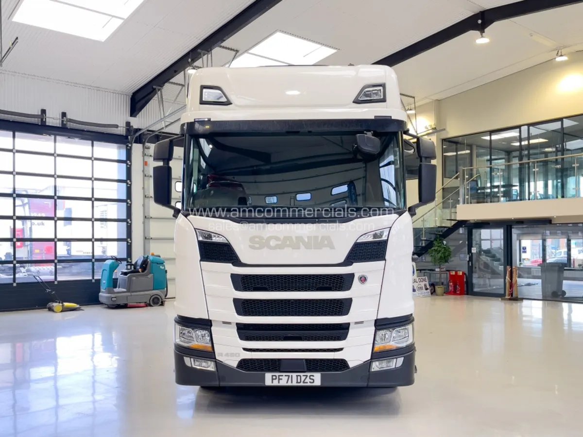 2022 (71) SCANIA R450 6X2 TAG HIGH CAB - Image 2