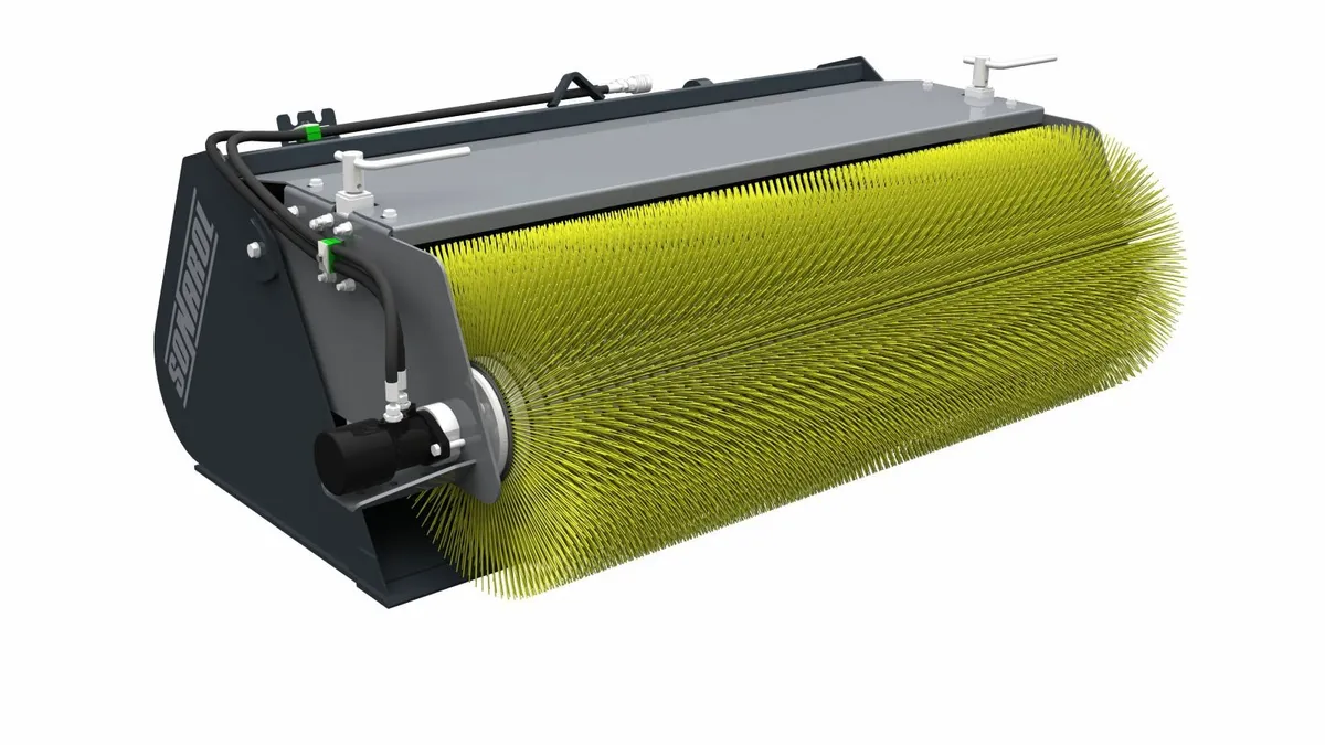 Bucket with brush - front loader - Image 4