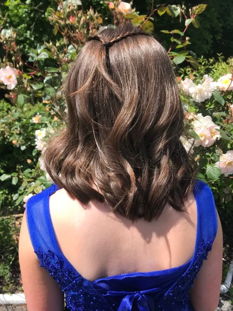 Confirmation dress and free matching shoes. - Image 3