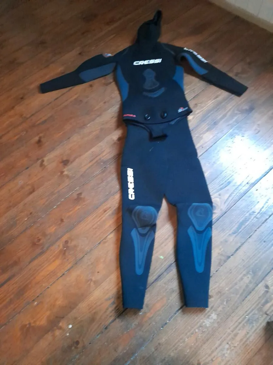 Wetsuit - Image 1